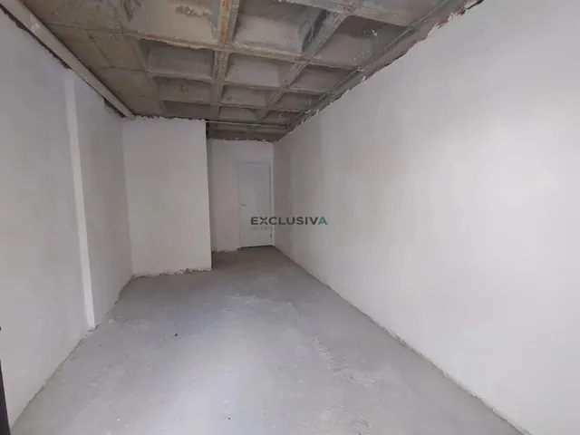 Imagem 6: Salas Comerciais em Frente a Praça da Glória