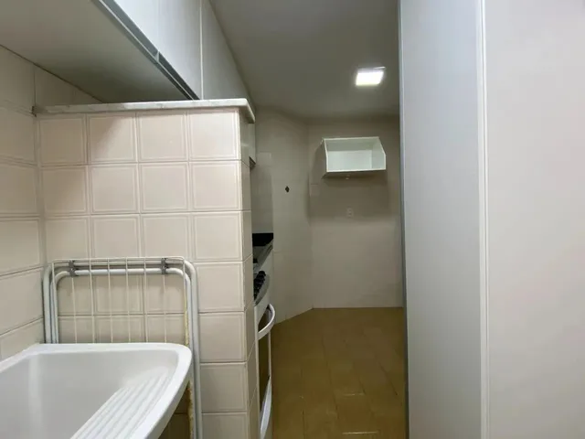 Imagem 9: 2 Quartos com Varanda e Vaga no Centro para Locação