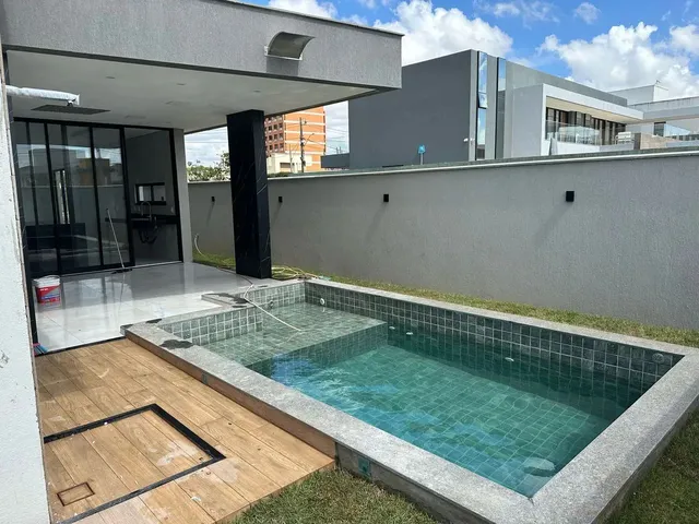 Imagem 2: Linda Casa Térrea com 3 Suítes na Cidade Alpha - Terras 1! Cód. 1Rsgn3E