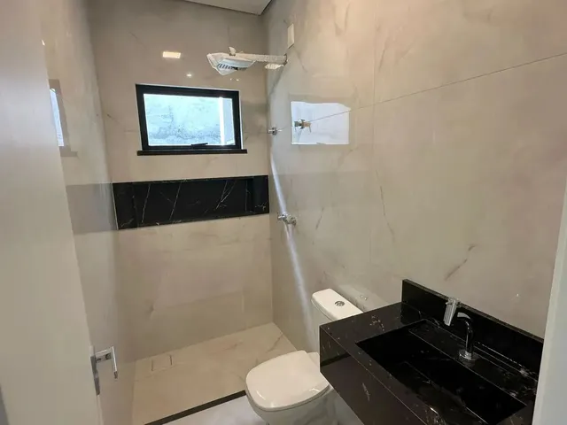 Imagem 5: Linda Casa Térrea com 3 Suítes na Cidade Alpha - Terras 1! Cód. 1Rsgn3E