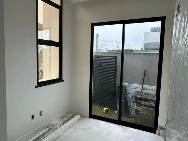 Imagem 7: Linda Casa Térrea com 3 Suítes na Cidade Alpha - Terras 1! Cód. 1Rsgn3E