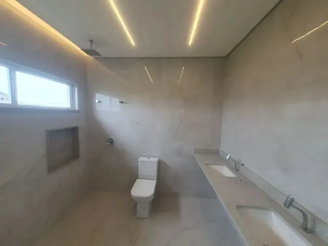 Imagem 13: Casa Pronta para Morar | 4 Suítes | Piscina | Acabamento Premium