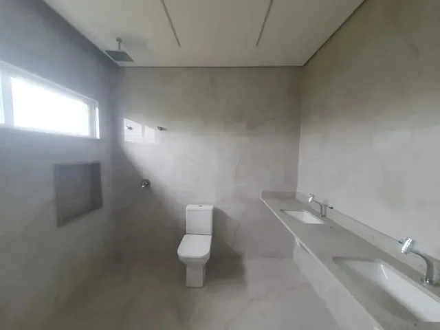 Imagem 12: Casa Pronta para Morar | 4 Suítes | Piscina | Acabamento Premium