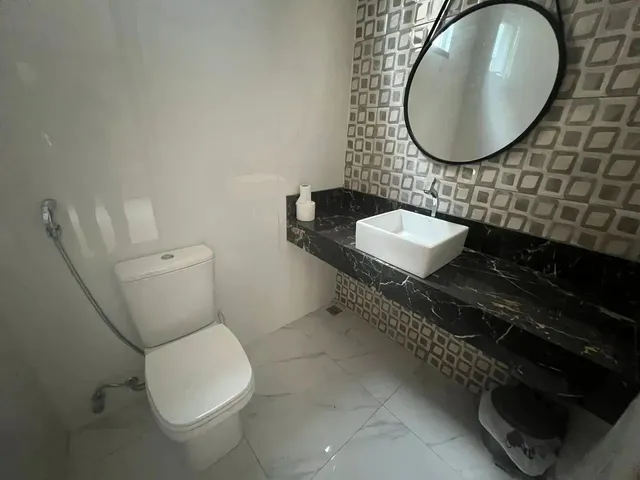 Imagem 16: Casa Duplex Semimobiliada no Condomínio Jardins da Serra, Disponível Venda e Aluguel