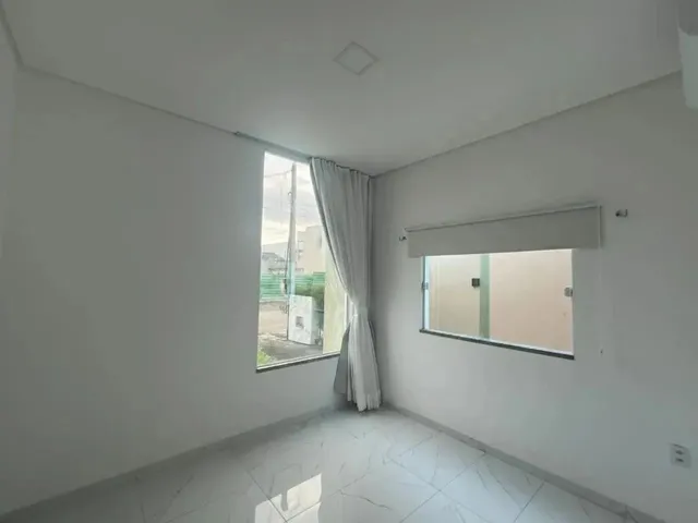 Imagem 15: Casa Duplex Semimobiliada no Condomínio Jardins da Serra, Disponível Venda e Aluguel