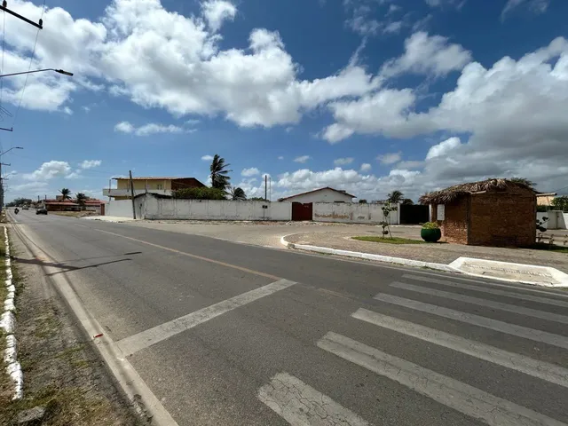 Imagem: Casa -Caponga,Na Praça da Sardinha