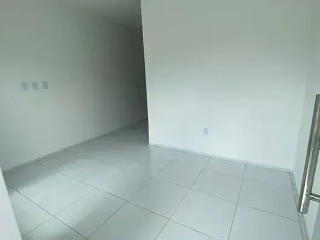 Imagem 2: Imóvel para Venda com 100 Metros Quadrados com 2 Quartos em Icaraí - Caucaia - Ce