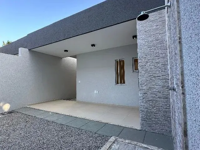 Imagem: Casa Plana com Três Quartos Sendo Dois