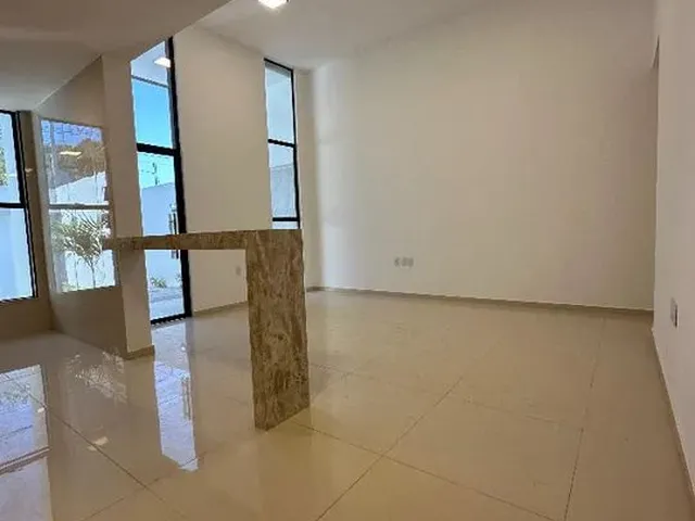 Imagem 2: Casa Plana com Três Quartos Sendo Dois Suítes -106M²
