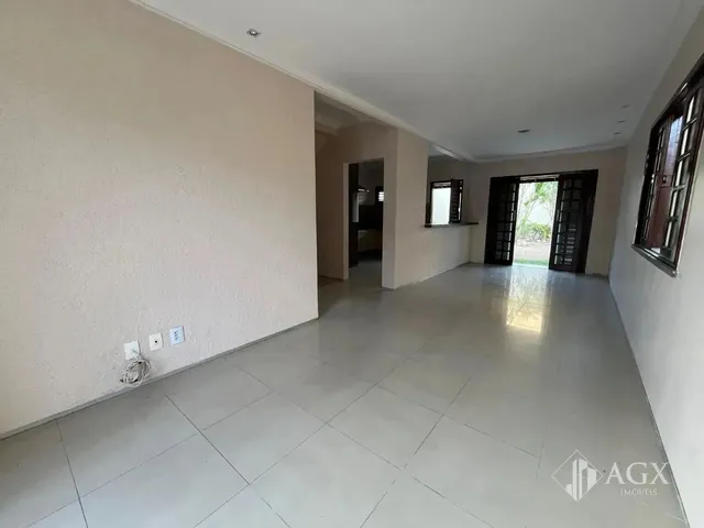 Imagem 3: Duplex 04 Quartos no Condomínio Jardins da Serra