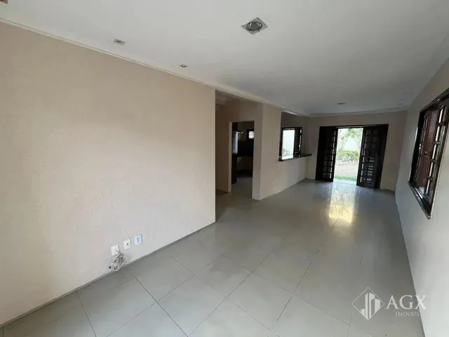 Imagem 2: Duplex 04 Quartos no Condomínio Jardins da Serra