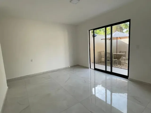 Imagem: Casas Planas e Duplex Solta com Três Suítes