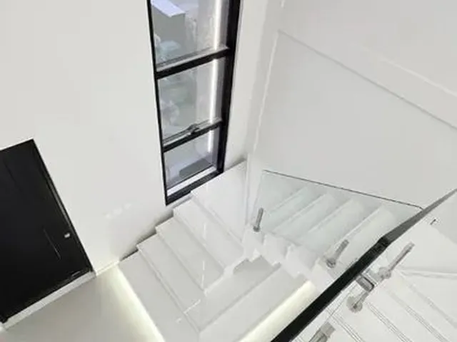 Imagem 4: Casa com Seis Quartos Sendo Quatro Suites na Cidade Alpha - Eusébio 330M²