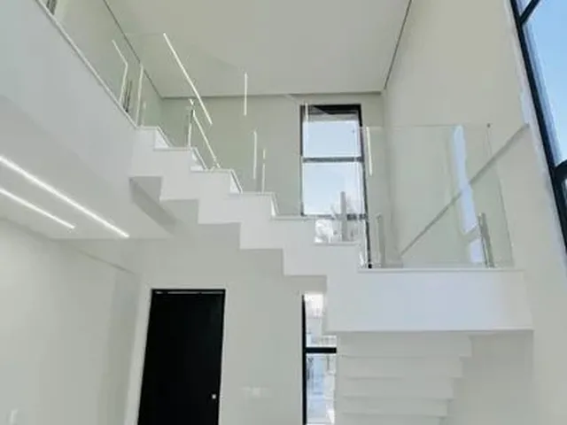 Imagem 8: Casa com Seis Quartos Sendo Quatro Suites na Cidade Alpha - Eusébio 330M²