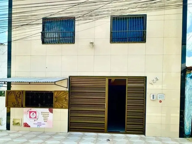 Imagem: Casa com 6 Quartos no Bairro Nova Metrópole
