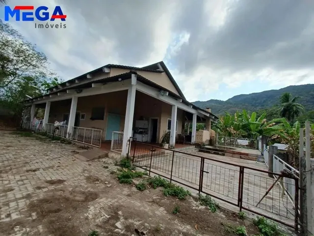 Imagem 8: Casa com 3 Quarto no Bairro Centro - Pacatuba/Ceará
