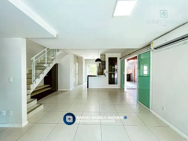 Imagem: Casa Duplex com 03 Suítes À Venda em Eusébio