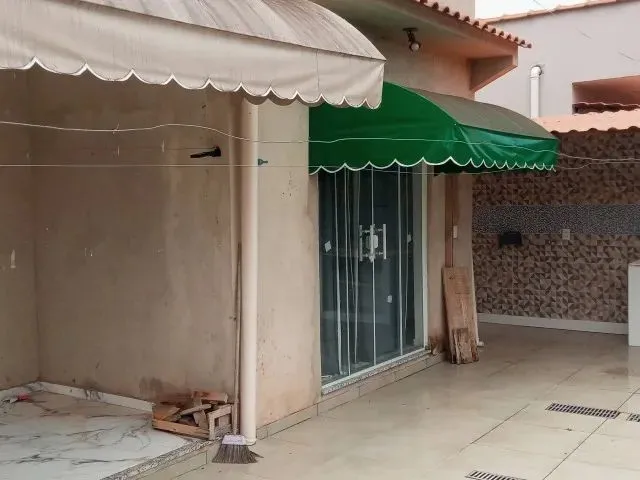 Imagem: C482 - Casa com Três Dormitórios, Térrea