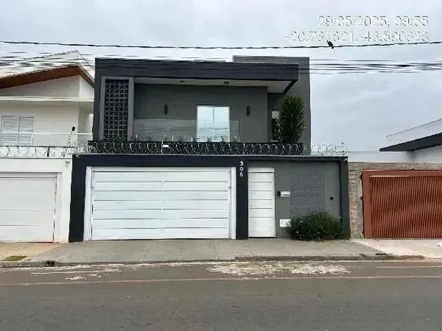 Imagem: Oportunidade! Casa com 260,03 M² Pr e 203,42