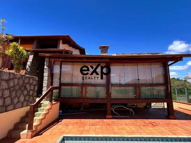 Imagem: Casa Alto Padrão no Pinheirinho - 515 M²