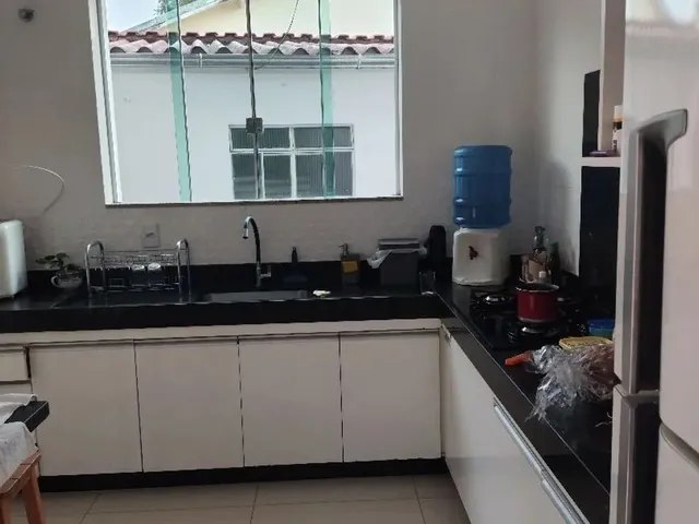 Imagem 9: Casa Ampla e Bem Localizada a Venda! Mais de 1000 M2 de Área Construída Local Seguro !!