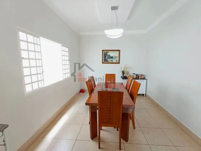 Imagem 10: Casa de 4 Dormitórios com Suíte e Churrasqueira na Pousada dos Campos