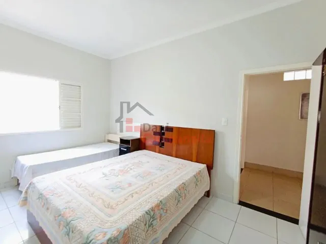 Imagem 16: Casa de 4 Dormitórios com Suíte e Churrasqueira na Pousada dos Campos