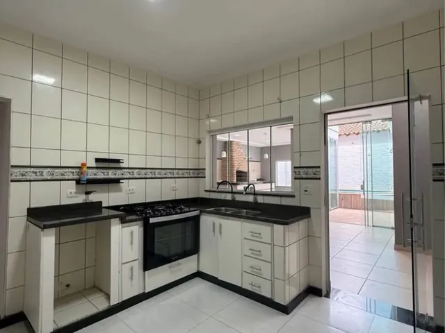 Imagem 9: 10- Casa no Cohatrac 4. Piscina, Churrasqueira, VarandaeÁrea de...