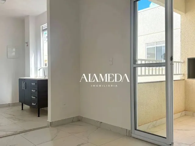Imagem: Apartamento com Sacada e 2 Quartos para