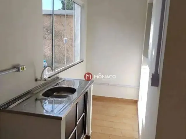 Imagem 5: Kitnet com 1 Dormitório para Alugar, 30 M² por R$ 900,00/Mês - Centro - Londrina/Pr