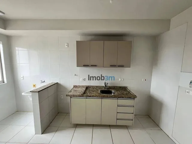 Imagem 11: Apartamento com 2 Dormitórios para Alugar, 60 M² por R$ 1.700/Mês - Centro