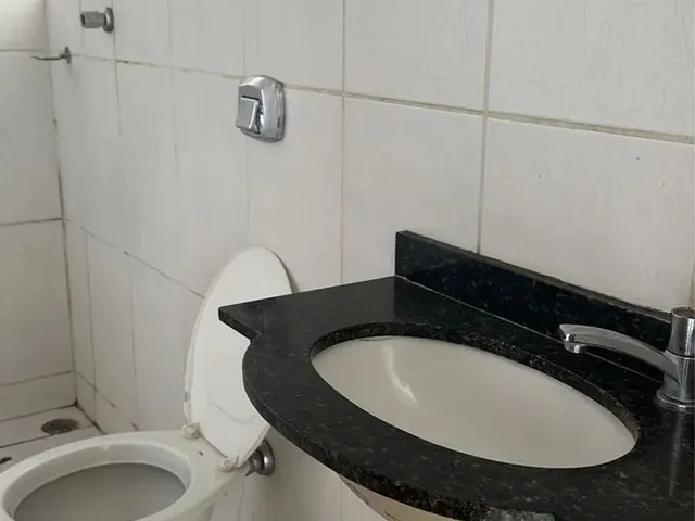 Imagem 15: Aluga-Se Apto de 2 Quartos na Av. Leste Oeste