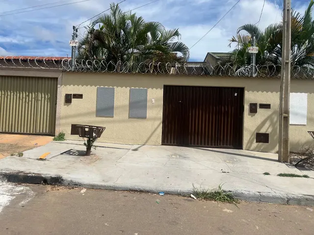 Imagem: Aluga-Se Casa com 3 Quartos Sendo 1 Suítes