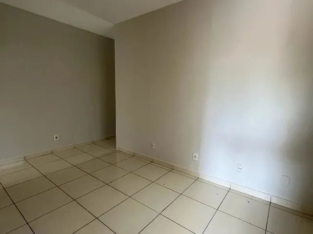 Imagem 9: Aluga-Se Casa com 3 Quartos Sendo 1 Suítes, Sala , Cozinha,Área de Serviço Coberta