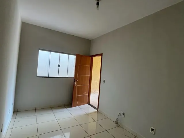 Imagem 10: Aluga-Se Casa com 3 Quartos Sendo 1 Suítes, Sala , Cozinha,Área de Serviço Coberta