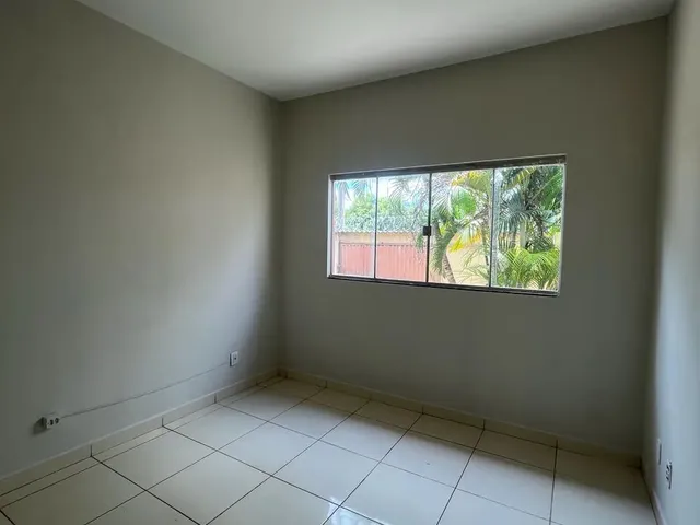 Imagem 5: Aluga-Se Casa com 3 Quartos Sendo 1 Suítes, Sala , Cozinha,Área de Serviço Coberta