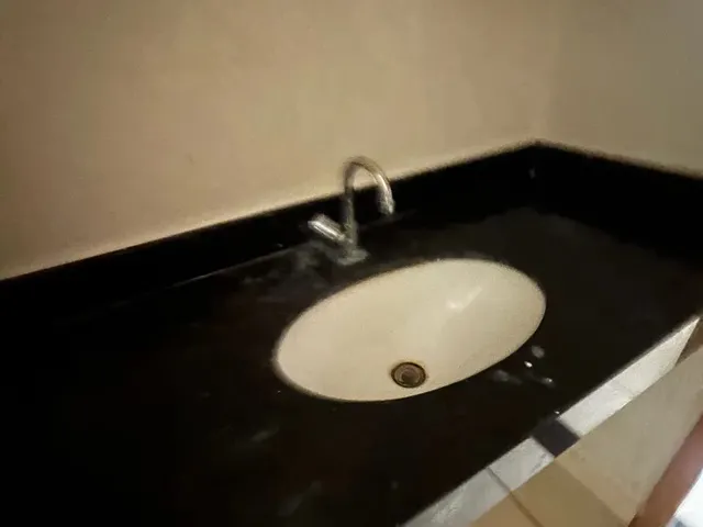 Imagem 16: Aluga-Se Casa com 3 Quartos Sendo 1 Suítes, Sala , Cozinha,Área de Serviço Coberta
