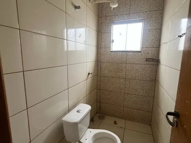 Imagem 6: Aluga-Se Casa com 3 Quartos Sendo 1 Suítes, Sala , Cozinha,Área de Serviço Coberta