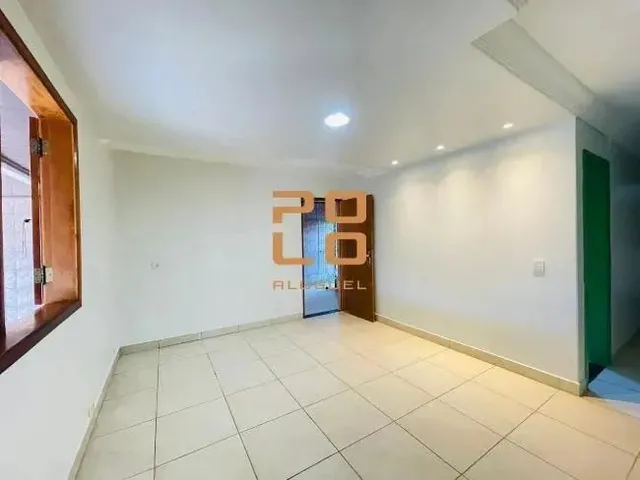 Imagem 10: Casa com 4 Quartos para Alugar no Conjunto Fabiana em Goiânia-Go