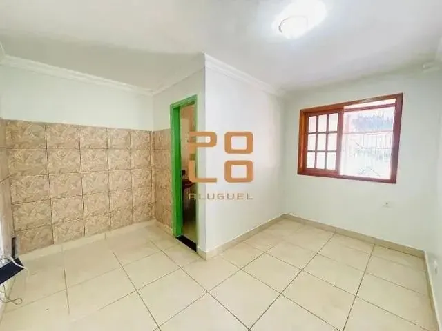 Imagem 4: Casa com 4 Quartos para Alugar no Conjunto Fabiana em Goiânia-Go