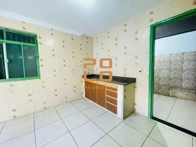 Imagem 15: Casa com 4 Quartos para Alugar no Conjunto Fabiana em Goiânia-Go