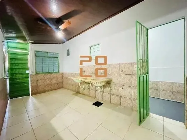Imagem 13: Casa com 4 Quartos para Alugar no Conjunto Fabiana em Goiânia-Go