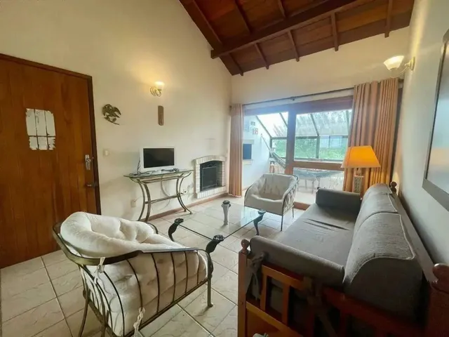 Imagem: O apartamento possui 1 Dormitório, 1 Suíte, 2 Banheiros,