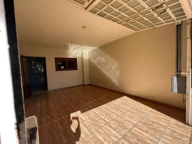 Imagem 5: Casa de 03 Dormitórios para Locação com Amplo Pátio Perto do Senai da Vera Cruz