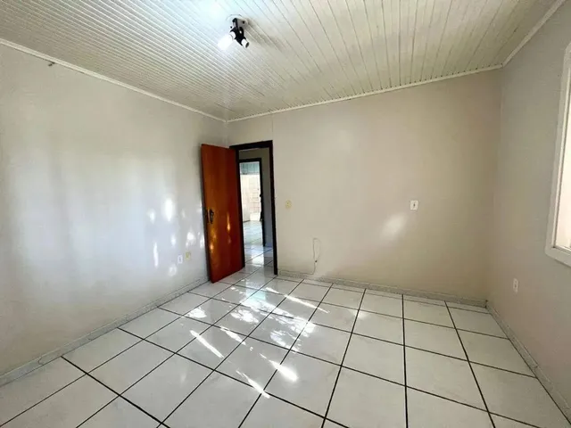 Imagem 15: Casa de 03 Dormitórios para Locação com Amplo Pátio Perto do Senai da Vera Cruz