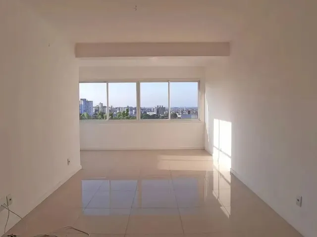 Imagem 9: Apartamento Grande com 2 Dormitórios, Sacada e Suíte com Espaço para Closet