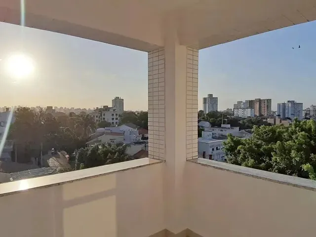 Imagem 14: Apartamento Grande com 2 Dormitórios, Sacada e Suíte com Espaço para Closet