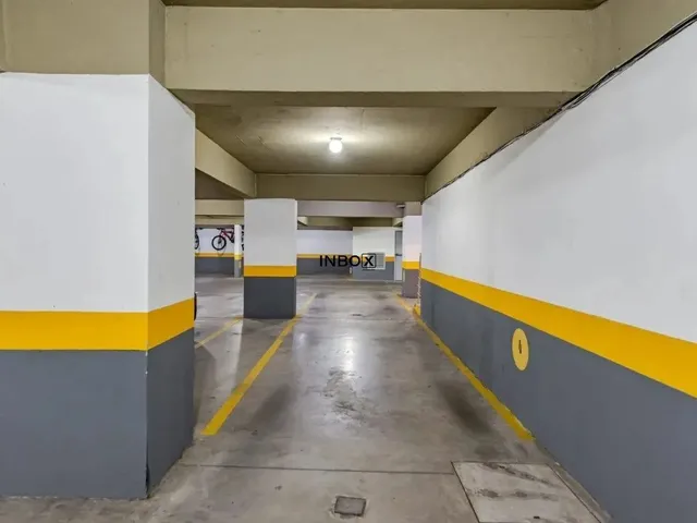 Imagem 3: Apartamento com 70M² de Área Privativa, Semimobiliado, de 2 Dormitórios, Suíte, 2