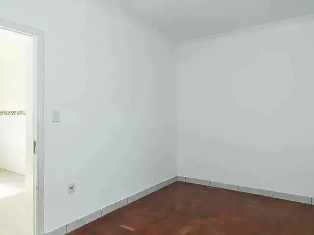 Imagem 6: Casa Semi Mobiliada de 150M² no Bairro Sarandi com 3 Quartos e 2 Vagas