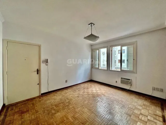 Imagem 1: Apartamento Semimobiliado com 2 Dormitórios para Alugar no Bairro Higienópolis